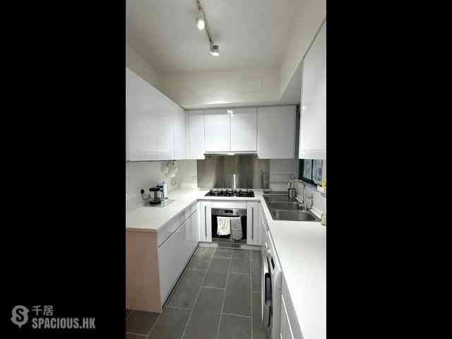 Shek Tong Tsui - The Belcher's Phase 2 Block 8 05