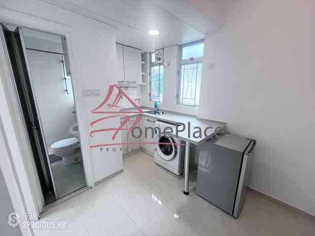 Soho - Chung Hing Court 02