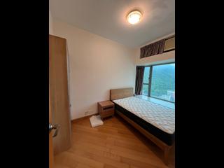 Tung Chung - Coastal Skyline Phase 3 La Rossa Block B (Block 8) 02