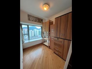 Tung Chung - Coastal Skyline Phase 3 La Rossa Block B (Block 8) 04