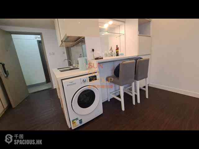 Soho - 68-70A, Hollywood Road 03
