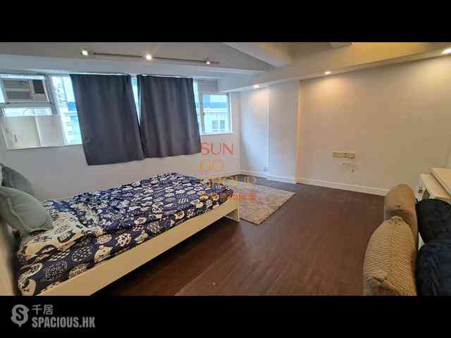 Soho - 68-70A, Hollywood Road 05