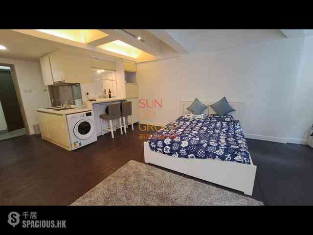 Soho - 68-70A, Hollywood Road 02