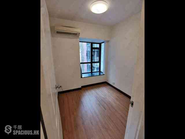 Mid Levels Central - The Grand Panorama Block 1 02