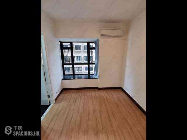 Mid Levels Central - The Grand Panorama Block 1 03
