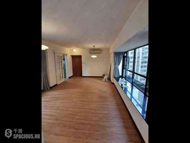 Mid Levels Central - The Grand Panorama Block 1 06