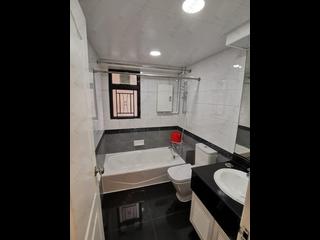 Mid Levels Central - The Grand Panorama Block 1 08