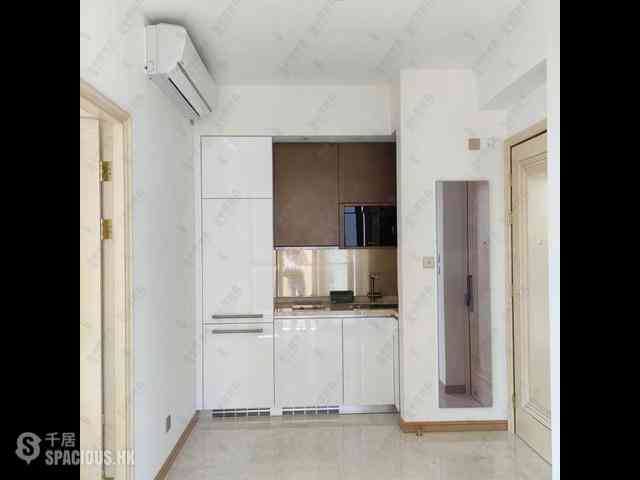 Sai Ying Pun - 63, Pokfulam Emerald House (Tower 2) 02