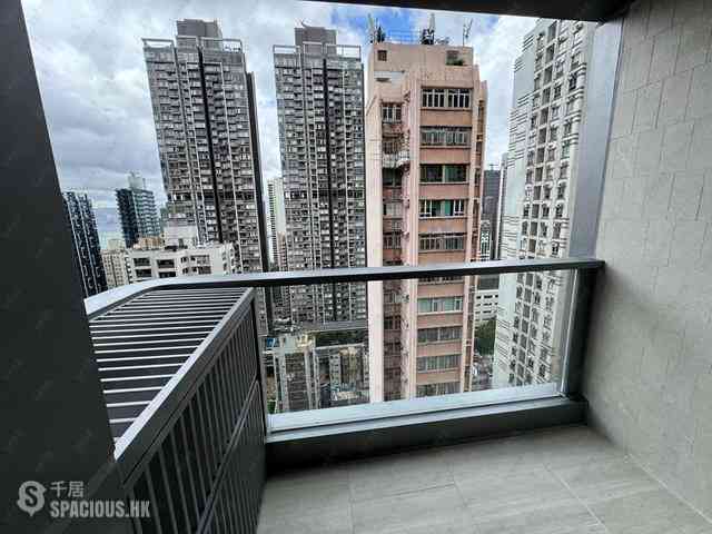 Sai Ying Pun - Upper Manor 01