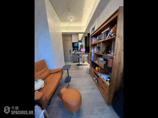 Sai Ying Pun - Two・Artlane 07