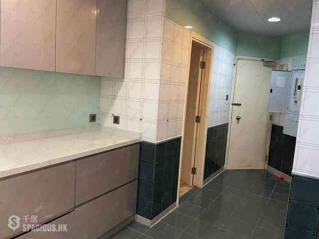 Mid Levels Central - Tregunter Tower 3 17