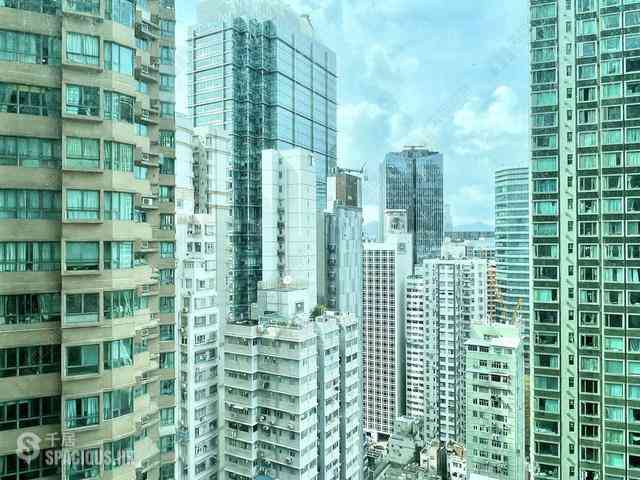 Wan Chai - Royal Court 03