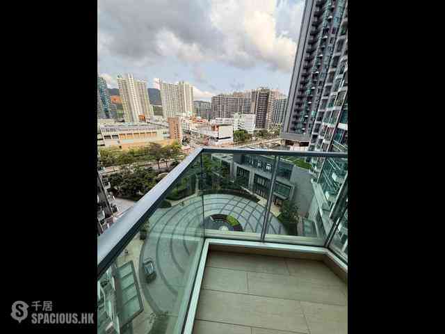 Tseung Kwan O - The Parkside 01