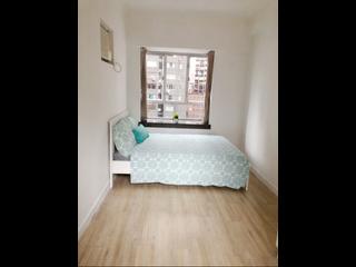 Mid Levels Central - Windsor Court 04