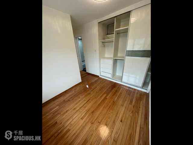 North Point - Island Place 04