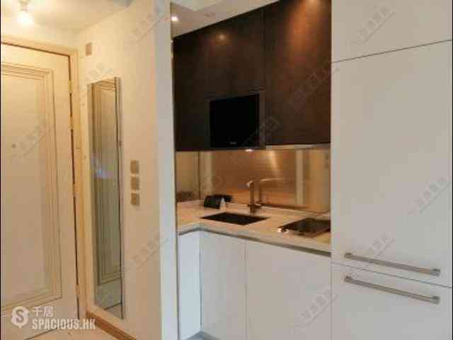 Sai Ying Pun - 63, Pokfulam 10