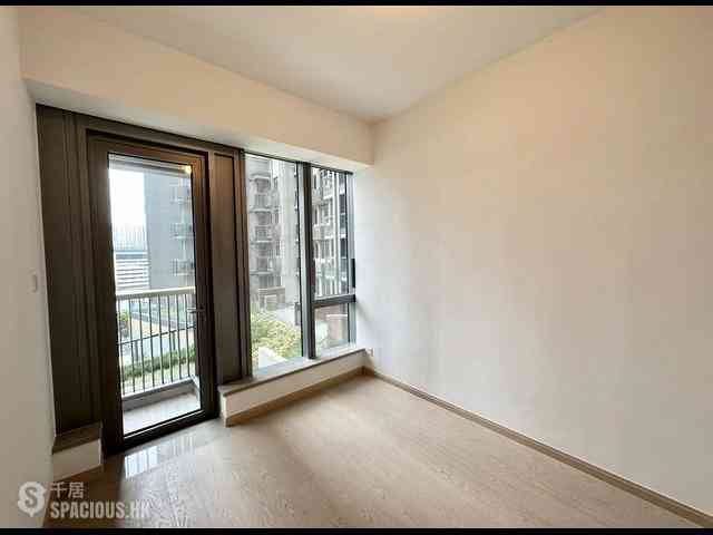 Wong Chuk Hang - The Southside Phase 2 La Marina Tower 2A 03