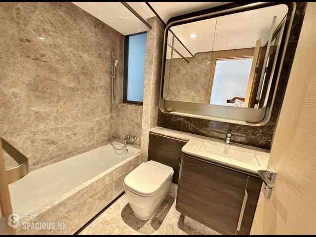 Wong Chuk Hang - The Southside Phase 2 La Marina Tower 2A 04