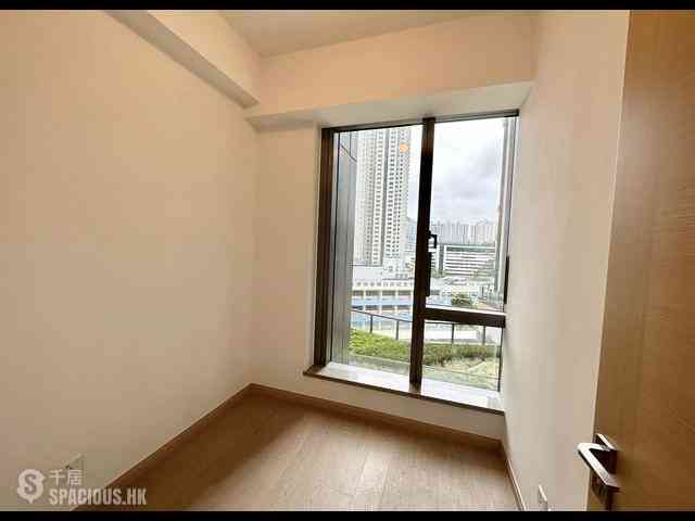 Wong Chuk Hang - The Southside Phase 2 La Marina Tower 2A 05