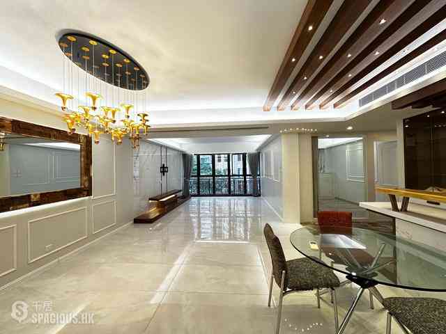 Mid Levels Central - Clovelly Court 04