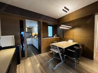 Tai Hang - Yick King Building 05