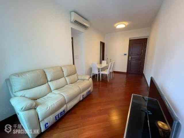 Wan Chai - The Avenue 10