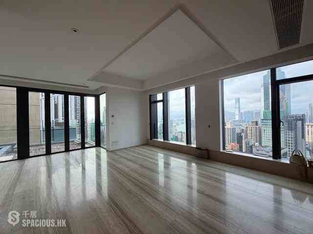 Mid Levels Central - Gramercy 04