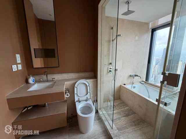 Mid Levels Central - Gramercy 18
