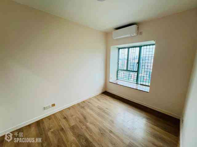 Tsim Sha Tsui - The Victoria Towers 10