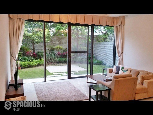 Kwu Tung - Valais Phase 1 Gallen Boulevard 01