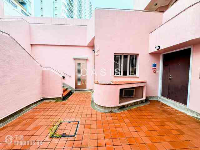 Pok Fu Lam - Tam Gardens 02
