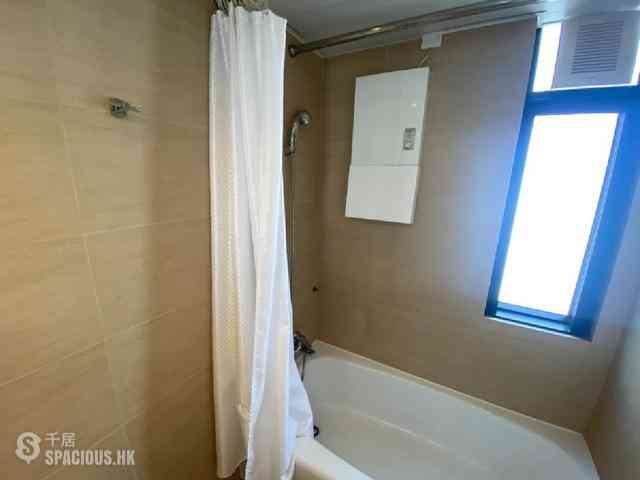 Mid Levels West - Rowen Court 03