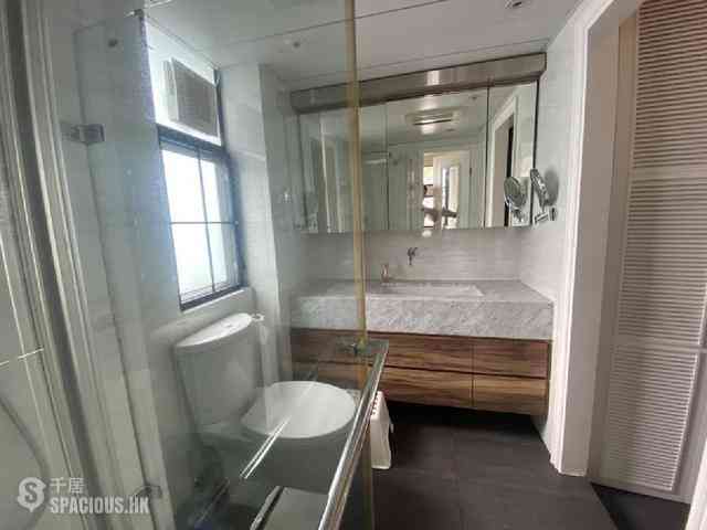 Mid Levels West - Rowen Court 04