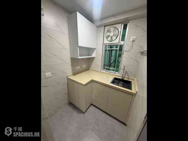 Sheung Wan - Midland Centre 05