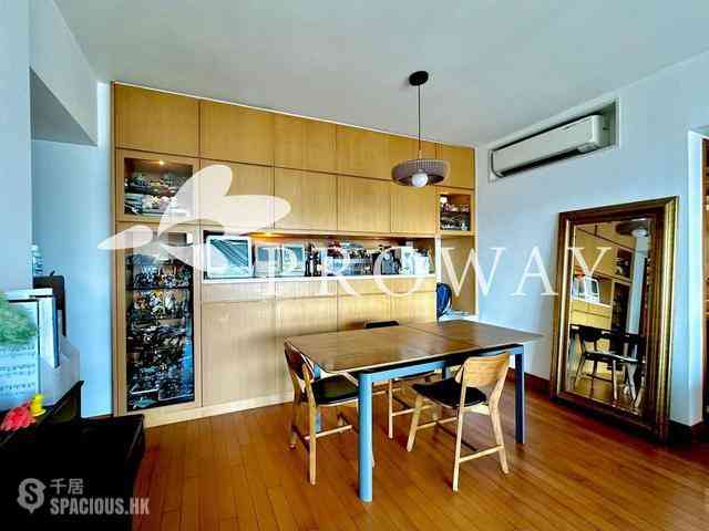 West Kowloon - The Harbourside 03