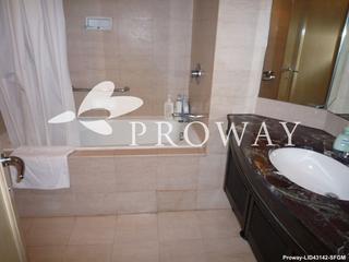 Wan Chai - Convention Plaza Apartments 06
