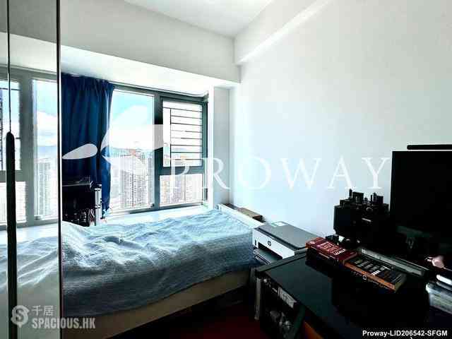 West Kowloon - The Harbourside 09