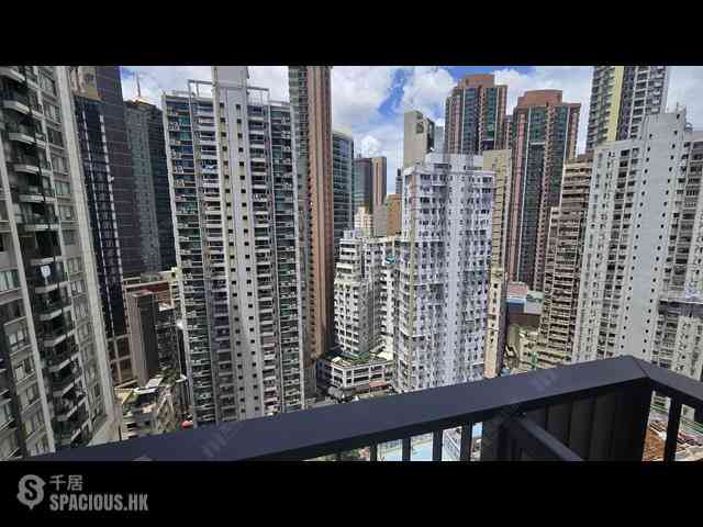 Sai Ying Pun - The Queens 07