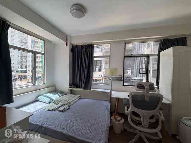 Sai Ying Pun - Wing Cheung Building 04