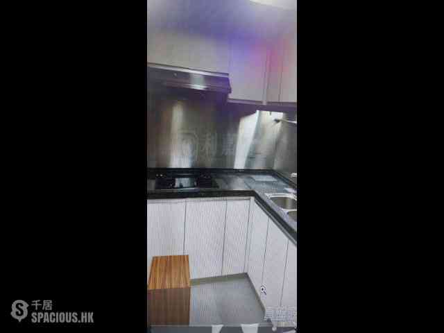 Chai Wan - New Jade Gardens Block 1 02