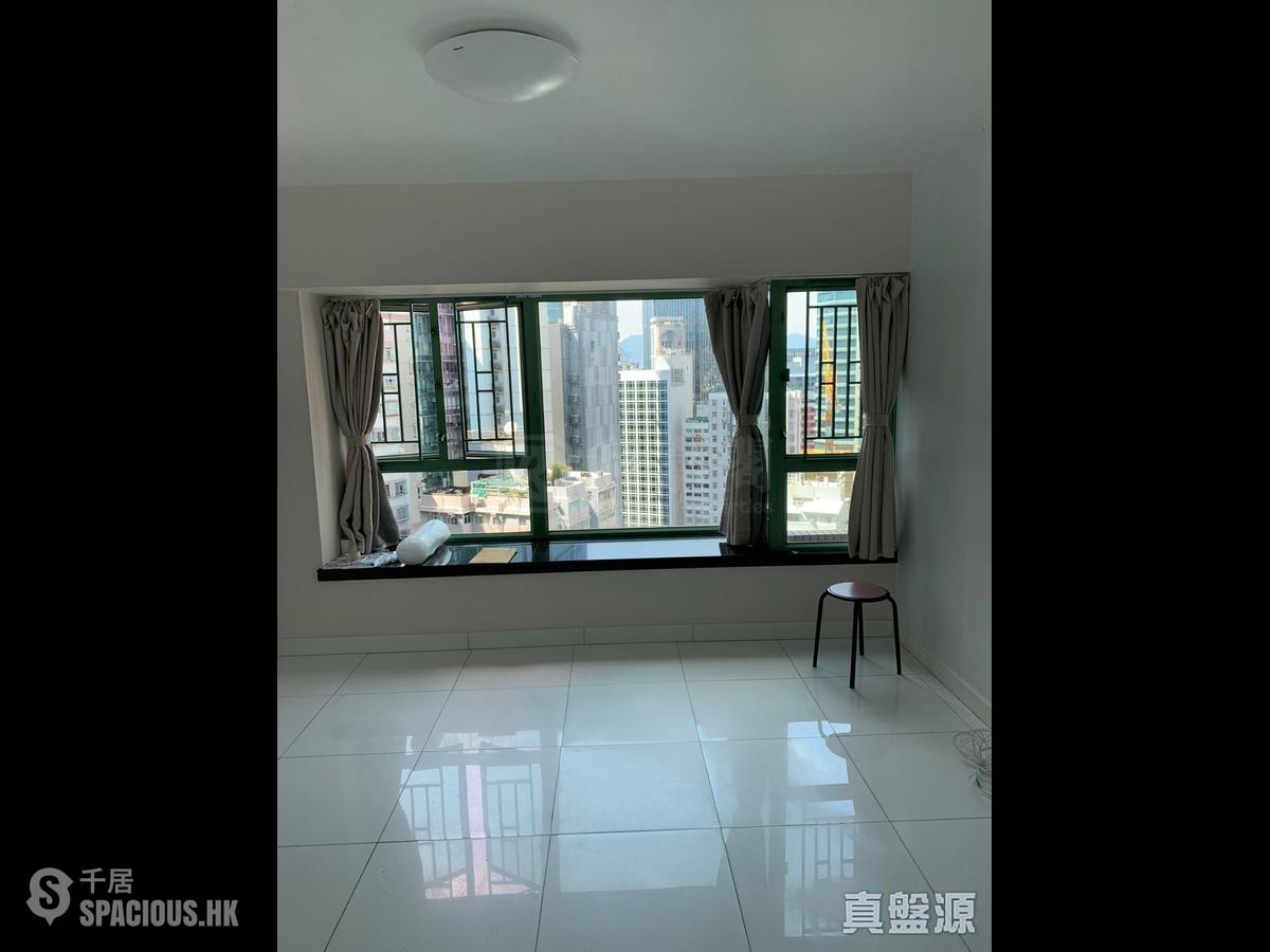 Wan Chai - Royal Court 01