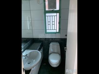 Wan Chai - Royal Court 08