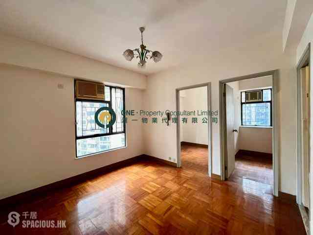 Sai Ying Pun - Kam Fung Mansion 01