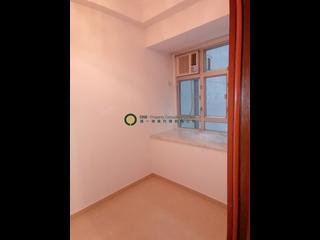 Sheung Wan - Man King Building 03