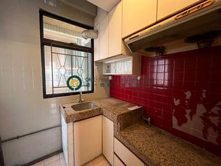 Sai Ying Pun - Kam Fung Mansion 03