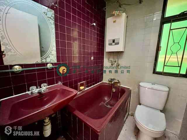 Sai Ying Pun - Kam Fung Mansion 04