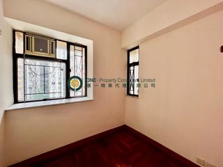 Sai Ying Pun - Kam Fung Mansion 06
