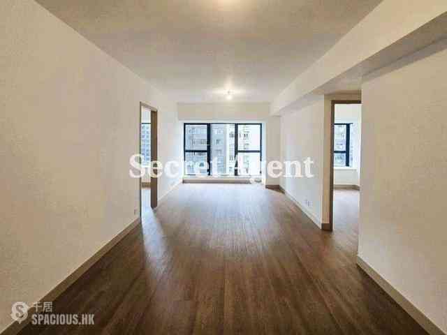 Mid Levels Central - 62B, Robinson Road 01