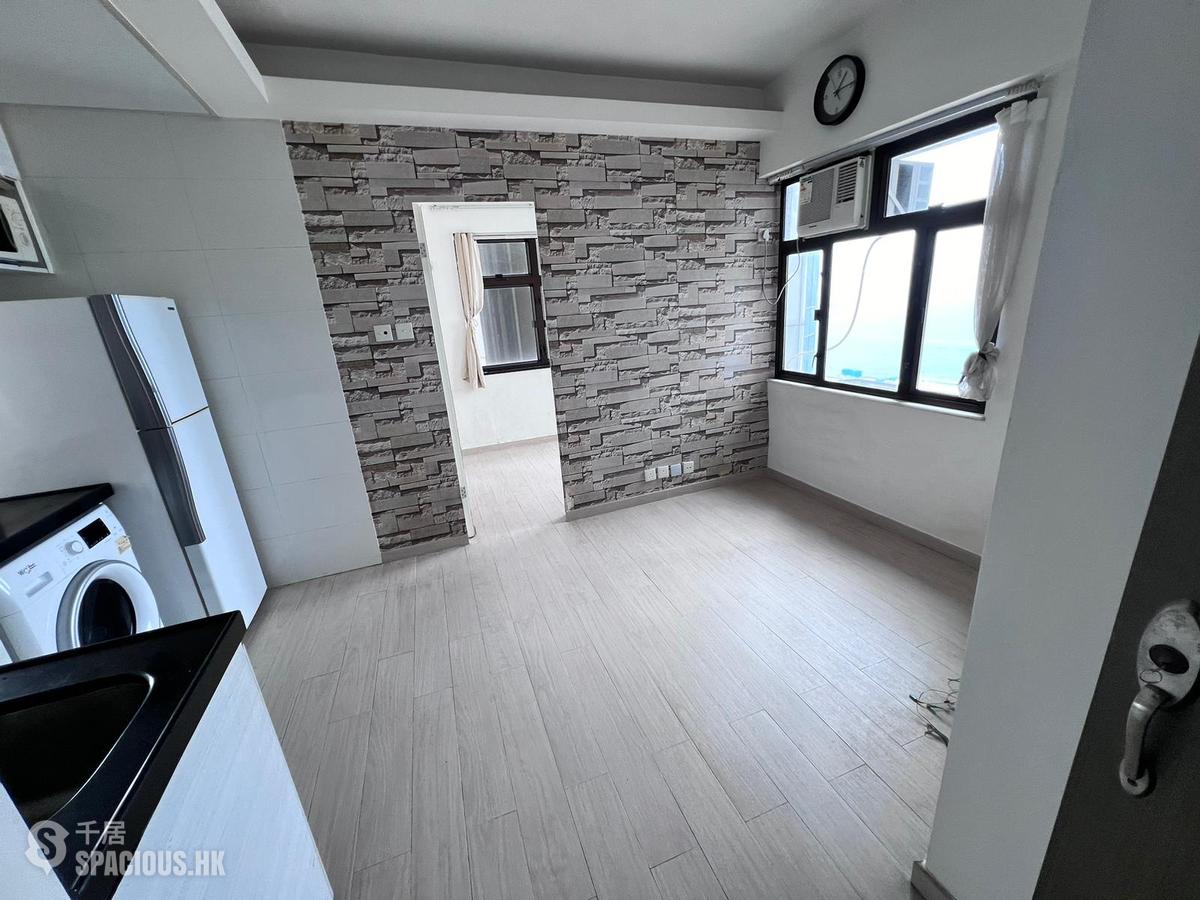 Sai Ying Pun - Viking Court 01