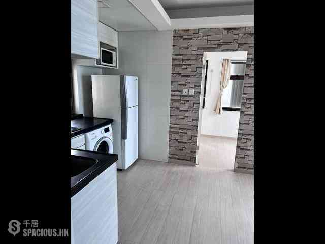 Sai Ying Pun - Viking Court 03